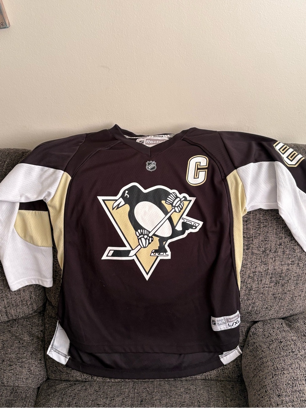 Reebok Pittsburgh Penguins Black & Gold Kids Hockey Jersey Crosby